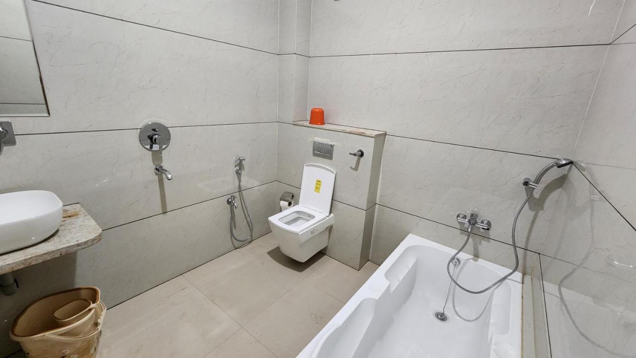 Отель Aanandam Greens Sehore Экстерьер фото